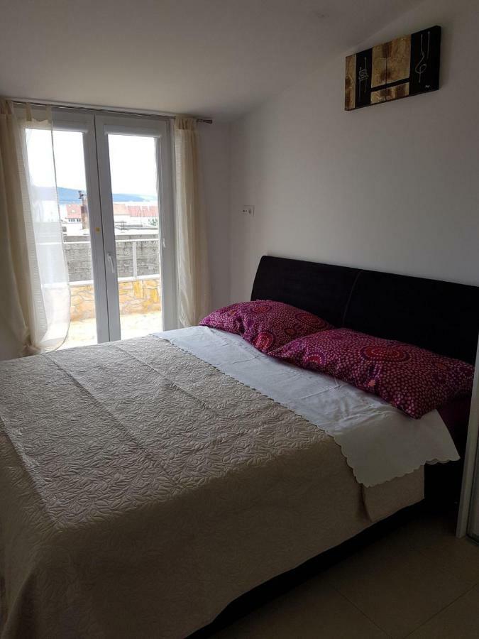 Apartment Dijana Kastela Dış mekan fotoğraf