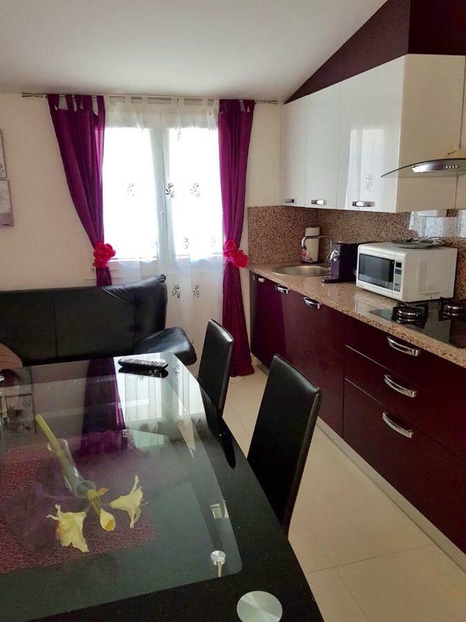 Apartment Dijana Kastela Dış mekan fotoğraf