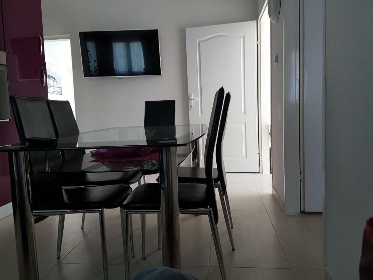 Apartment Dijana Kastela Dış mekan fotoğraf